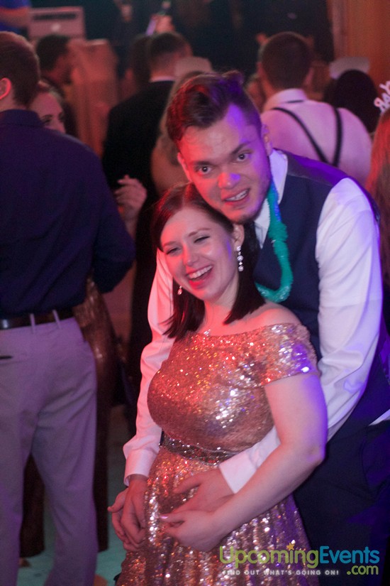 The Glitter City Gala - Philly's Hottest NYE Party! (Gallery 1)