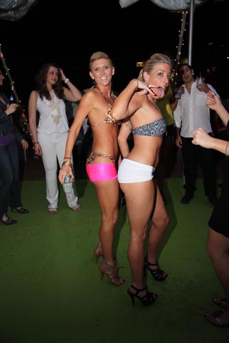 Fashion Up - Summer Fashions 2010