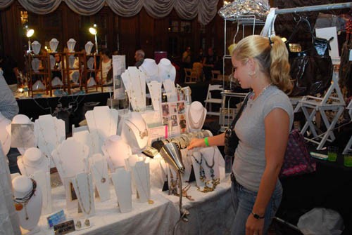 Shecky's Girls Night Out