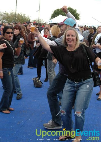 Sippin By The River 2010 (Gallery 2)