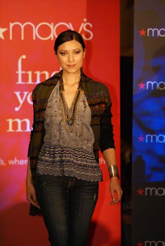 Nigel Barker Hosted Fashion Show