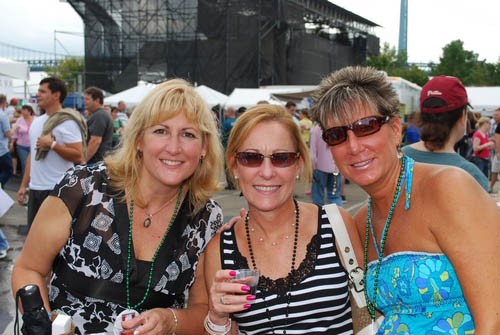 Sippin By The River 2008 (Gallery 1)