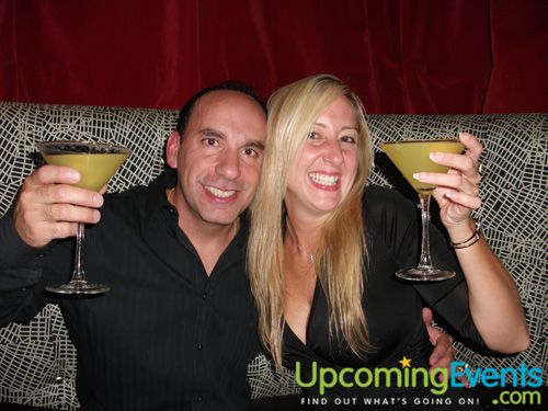 Dueling Piano Happy Hour