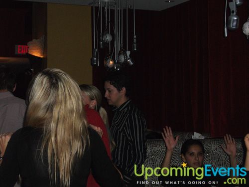 Dueling Piano Happy Hour