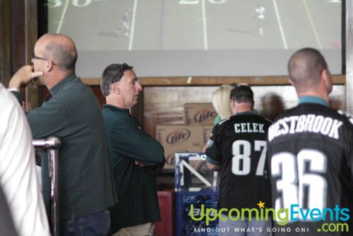 McFadden's EAGLES Home Game Week 6