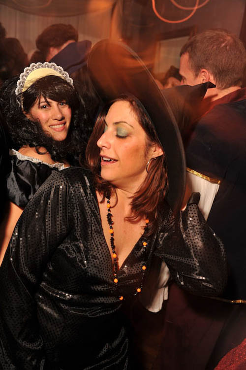 4th Annual Vampires + Vixens Halloween Party