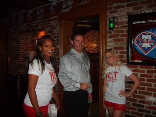 Fan Fridays @ Chickie & Pete's!