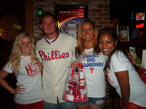 Fan Fridays @ Chickie & Pete's!