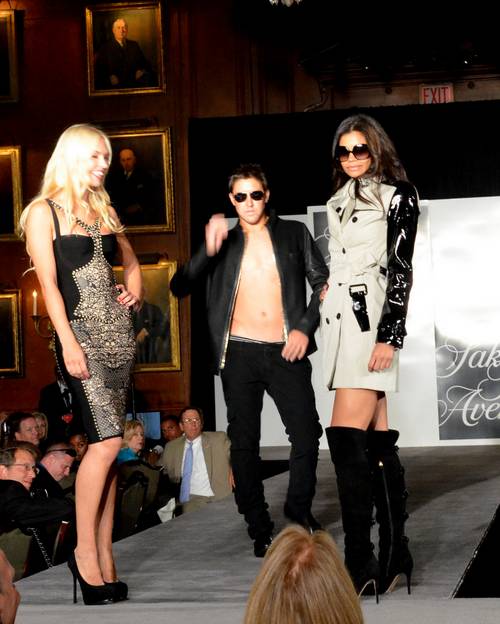 Shane Victorino All-Star Celebrity Fashion Show