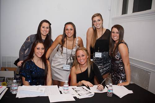 Resolution:  NYE 2012 @ TRUST  (Gallery A)