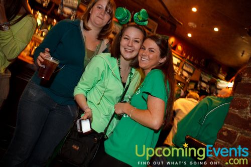 Erin Express New Deck Tavern