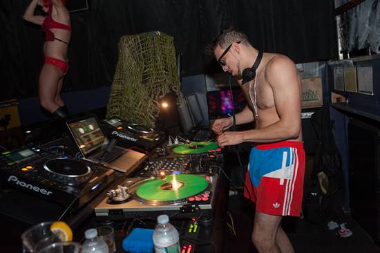 Vampires + Vixens 2013