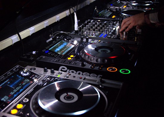 Vampires + Vixens @ Lit Ultrabar