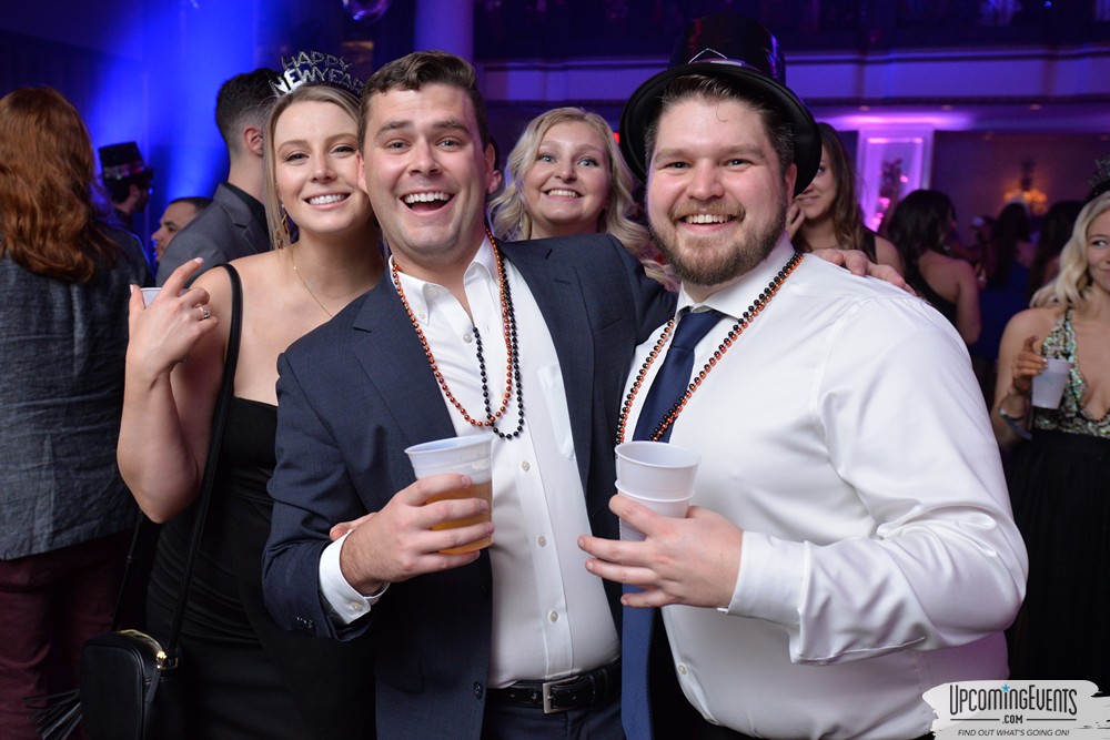 Glitter City Gala NYE Party at The Bellveue Hotel