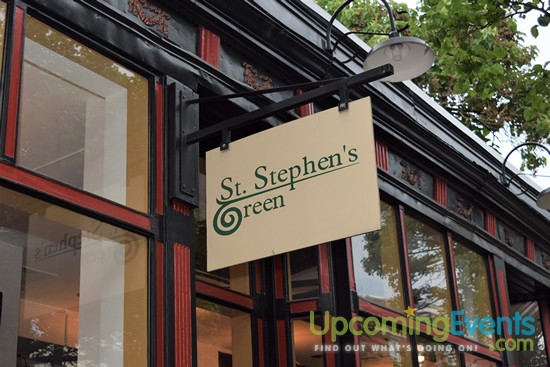 The French Fling Bar Crawl