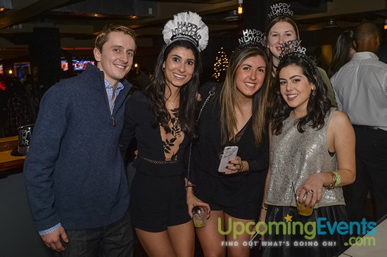 RESOLUTION: NYE @ Lucky Strike