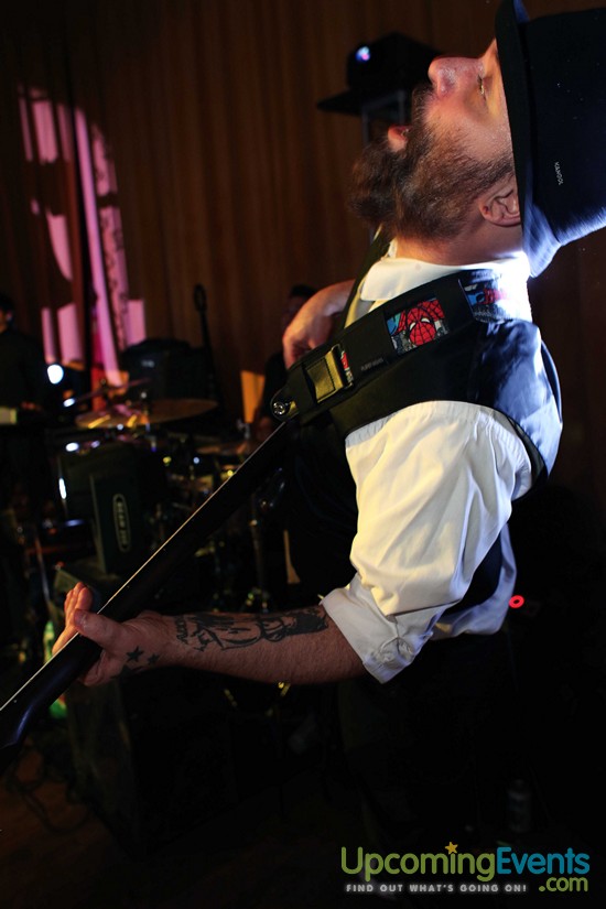 The Glitter City Gala - Philly's Hottest NYE Party!