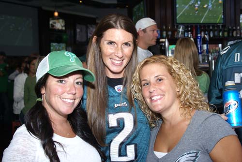 McFadden's EAGLES Home Game - Week 1