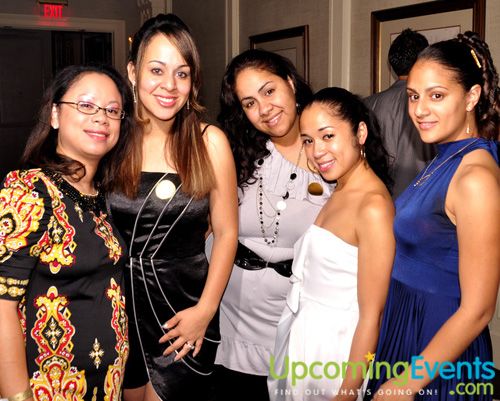 Fashion Up - Fall Fashions 2010