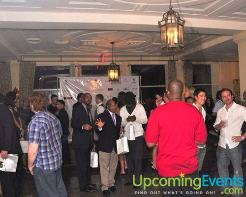 Fashion Up - Fall Fashions 2010