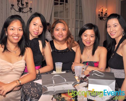 Fashion Up - Fall Fashions 2010