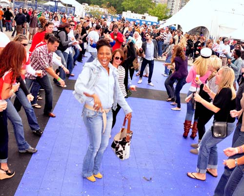 Sippin By The River 2010 (Gallery 1)