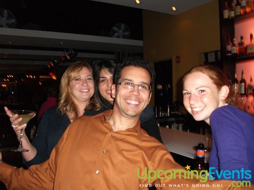 Dueling Piano Happy Hour