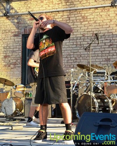 PW Concerts at Piazza