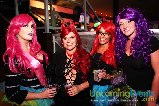 WICKED @ Xfinity Live!