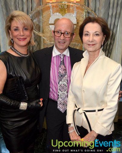 Donors are Heroes THE Party