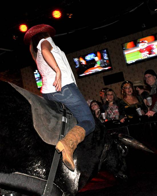 Haunted Hoedown @ Johnny Utah's