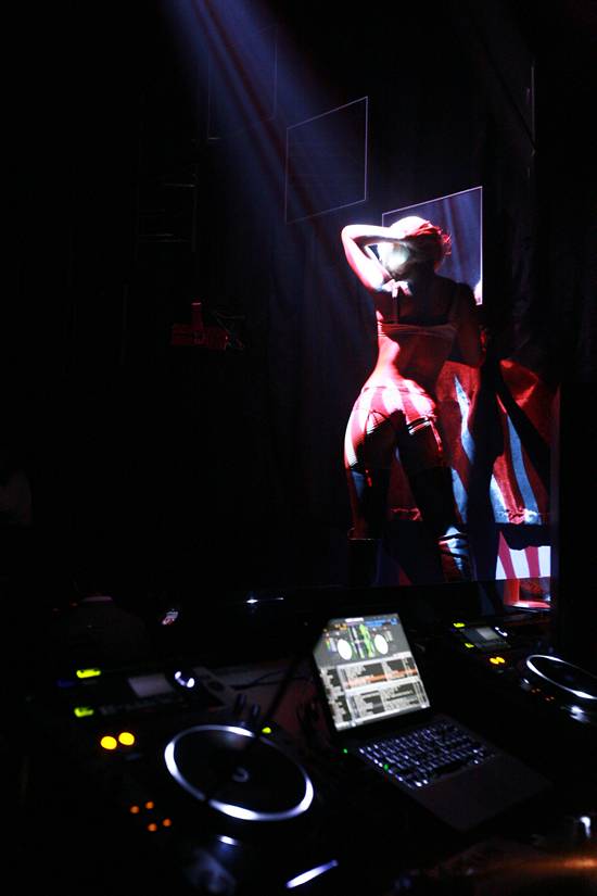 Hooked Up @ Whisper!