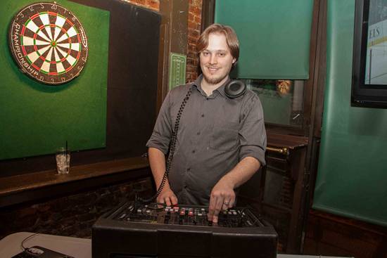 VIP Grand Opening of Cav's Headhouse Square!