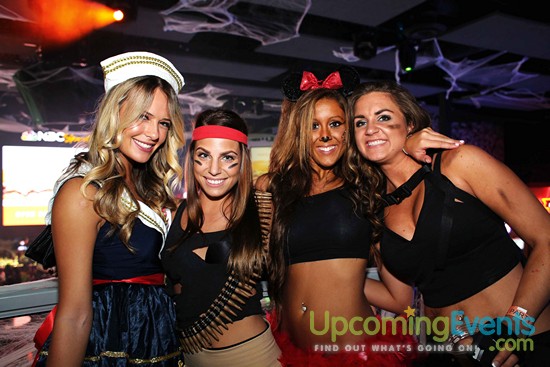 WICKED @ Xfinity Live!