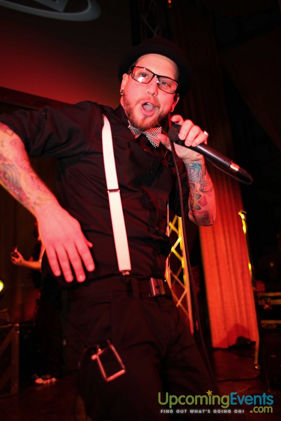 The Glitter City Gala - Philly's Hottest NYE Party!