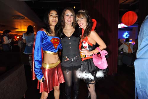 Halloween 2009 - Vampires + Vixens