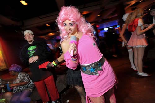 Halloween 2009 - Vampires + Vixens