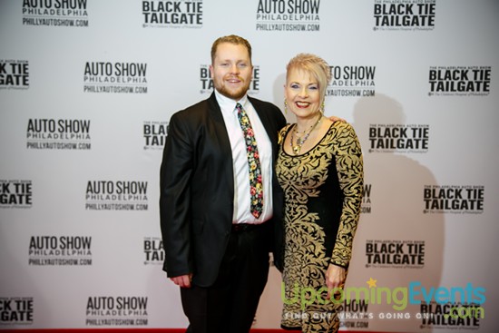 Black Tie Tailgate 2017 - Red Carpet Photos