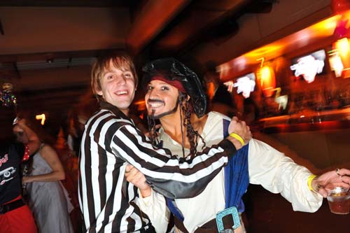 Halloween 2009 - Vampires + Vixens