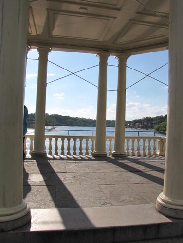 Dining Out Magazine Cover Party