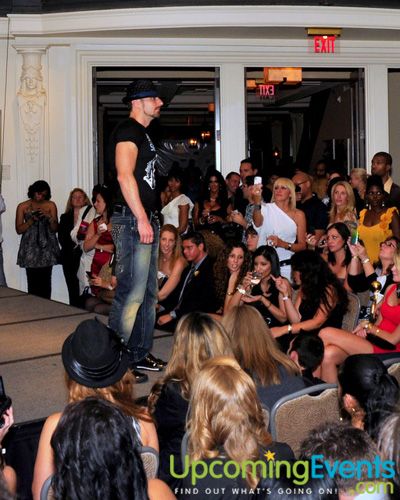 Fashion Up - Fall Fashions 2010