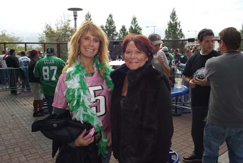 McFadden's EAGLES Home Game - Week 4