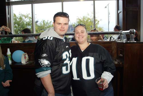 McFadden's EAGLES Home Game - Week 4