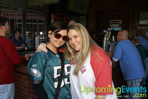 McFadden's EAGLES Home Game Week 6
