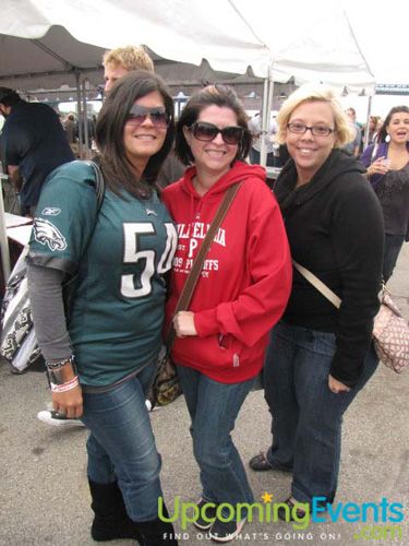 Sippin By The River 2010 (Gallery 5)