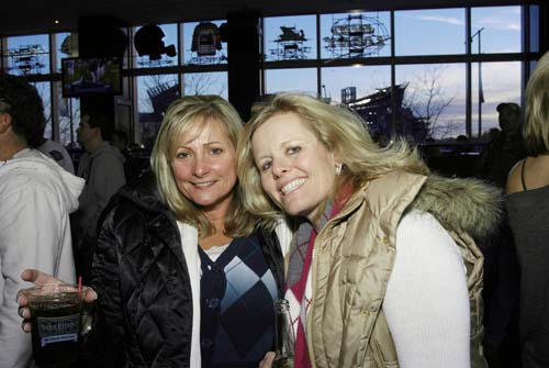 McFadden's EAGLES Away Game - Week 8