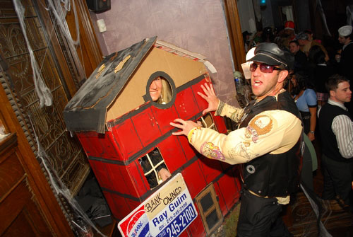 4th Annual Vampires + Vixens Halloween Party