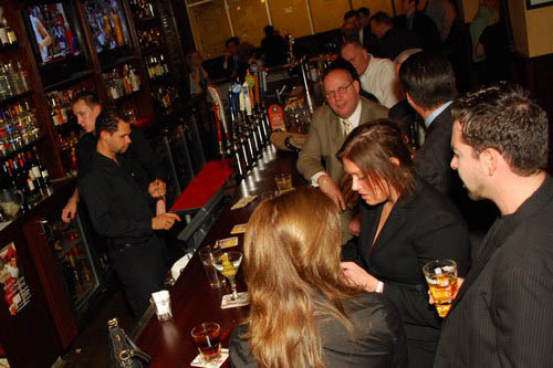 Happy Hour at Elephant & Castle