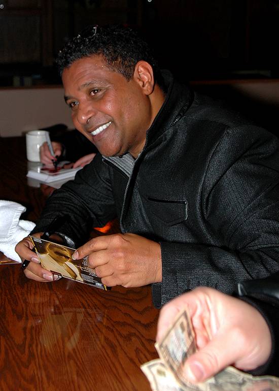 Stevie B @ The Coastline!