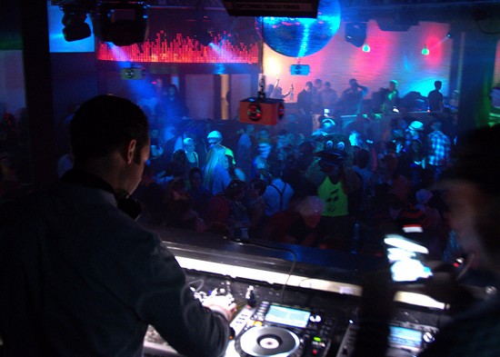 Vampires + Vixens @ Lit Ultrabar